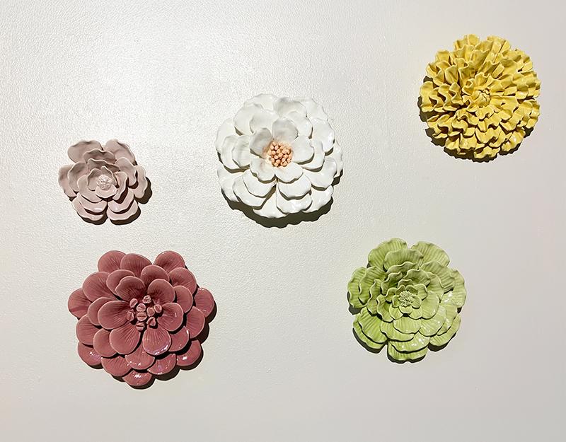 Photo n°2 du produit Déco murale fleur céramique rose 20.7cm-494C20-0