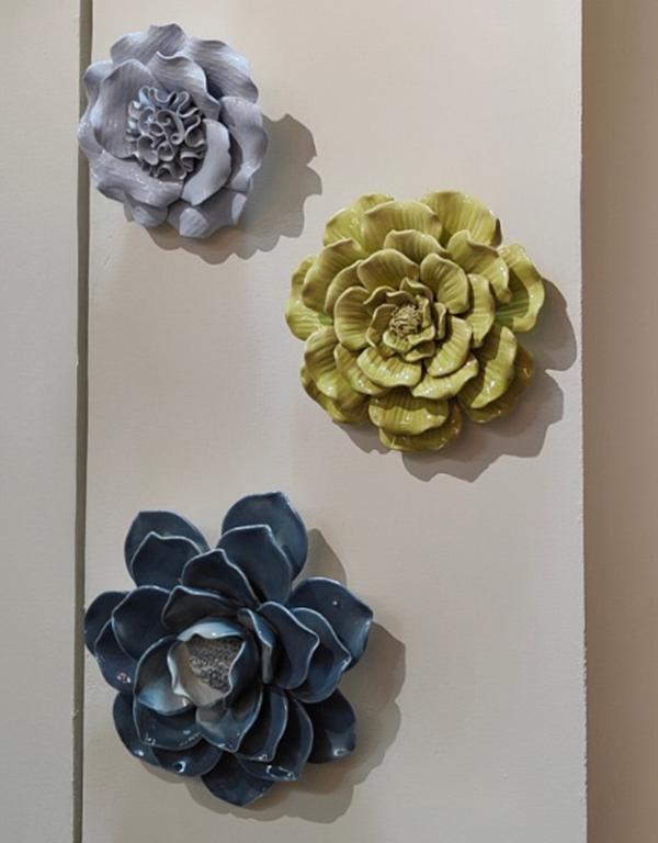 Photo n°2 du produit Déco murale fleur céramique vert anis 17.5cm-495C17-0