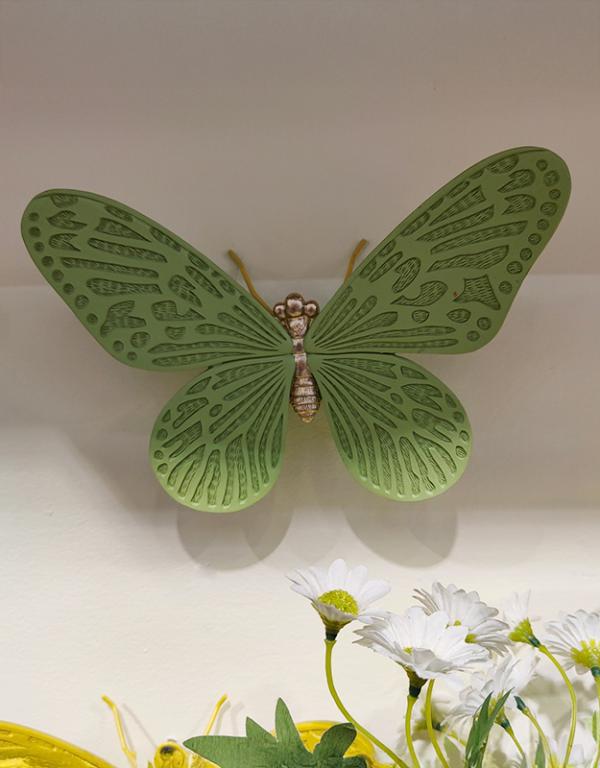 Photo n°2 du produit Déco murale papillon vert 18.4x12.5x6cm-529VT18-0