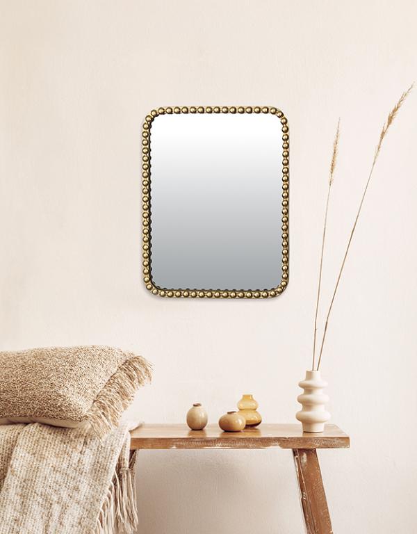 Photo n°2 du produit Miroir métal doré rectangulaire perles 35x45cm-GP252T45-0