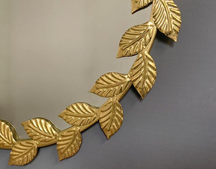 Photo n°4 du produit Miroir métal doré rond feuilles 45cm-GR226C45-0
