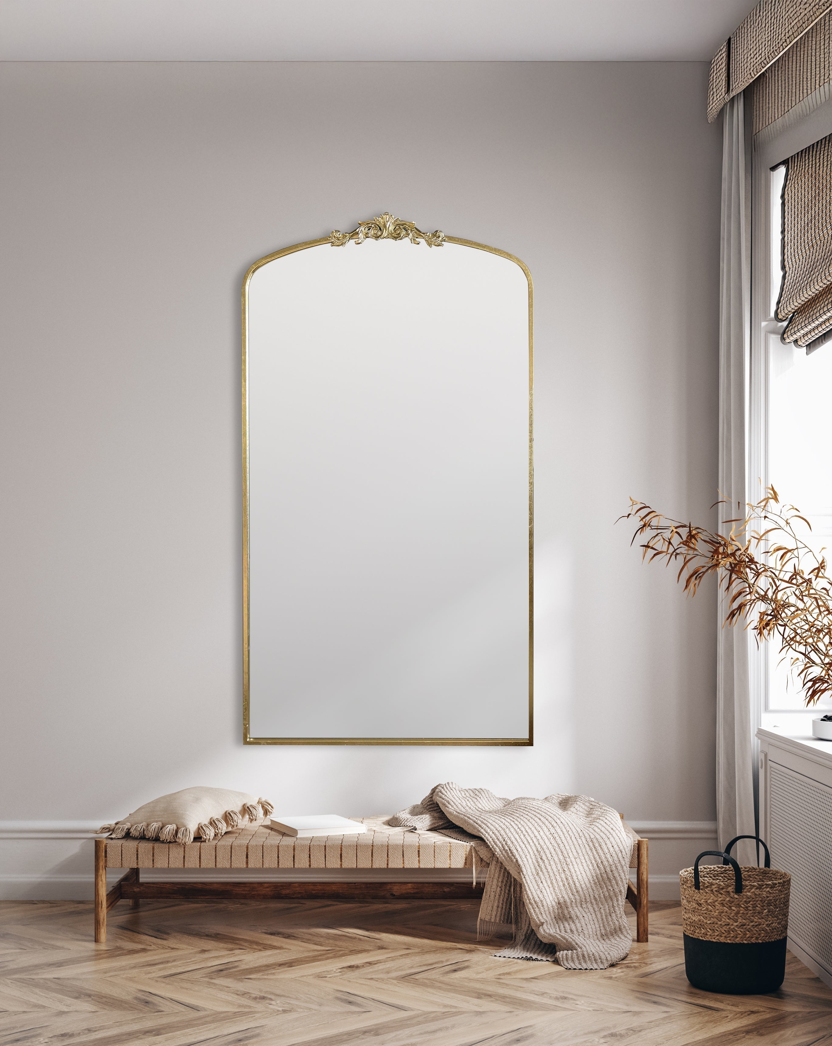 Les tendances miroirs déco 2026 : formes organiques et métaux dorés