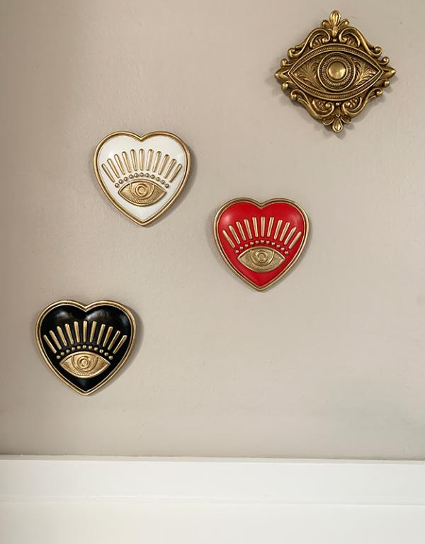 Photo n°2 du produit Déco murale coeur oeil rouge 10.5x10.5cm-652RT10-0