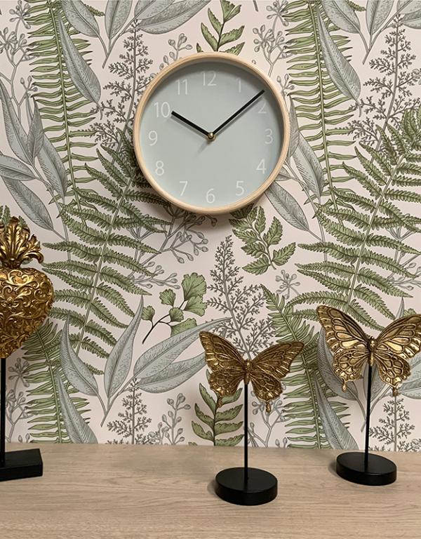 Photo n°2 du produit Horloge bicolore vert et bois 22cm-H357C22-0