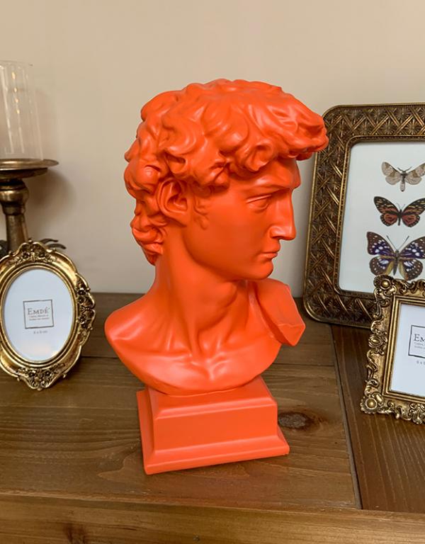 Photo n°2 du produit Statue buste homme orange 14.5x12.5x25cm-ST133OT25-0