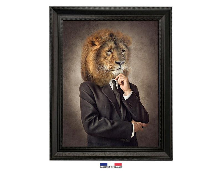 Photo n°1 du produit Tableau rectangle moulure en bois BUSINESSMAN 60x80cm-K13527001-0