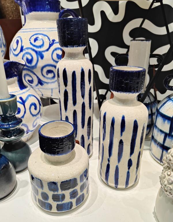 Photo n°3 du produit Vase céramique motif bleu 9x34.5cm-636T34-0